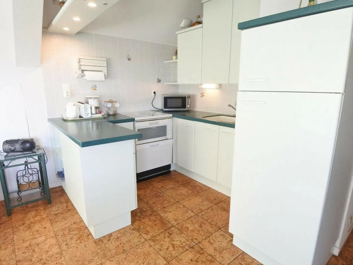 Appartement Duplex A Carnac - 33M², Terrasse, Parking - 100M Des Plages - 4 Pers. - Fr-1-477-56 Apartment